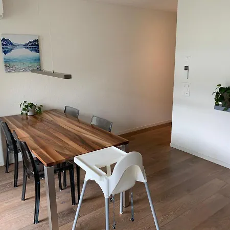 Beautiful In The City Center Apartment